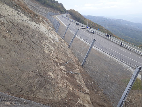 Гибкие камнеулавливающие барьеры